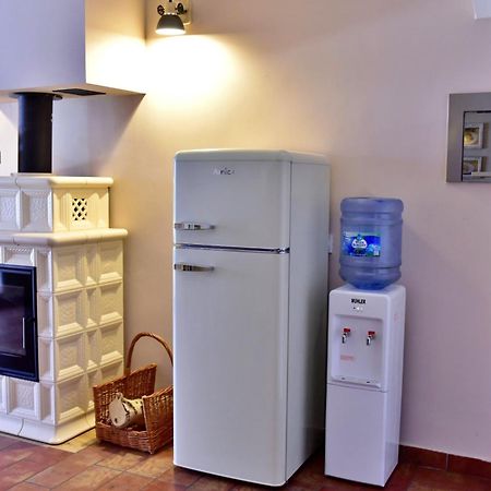 Gosciniec Nowa Wioska Bed & Breakfast Walbrzych Bagian luar foto
